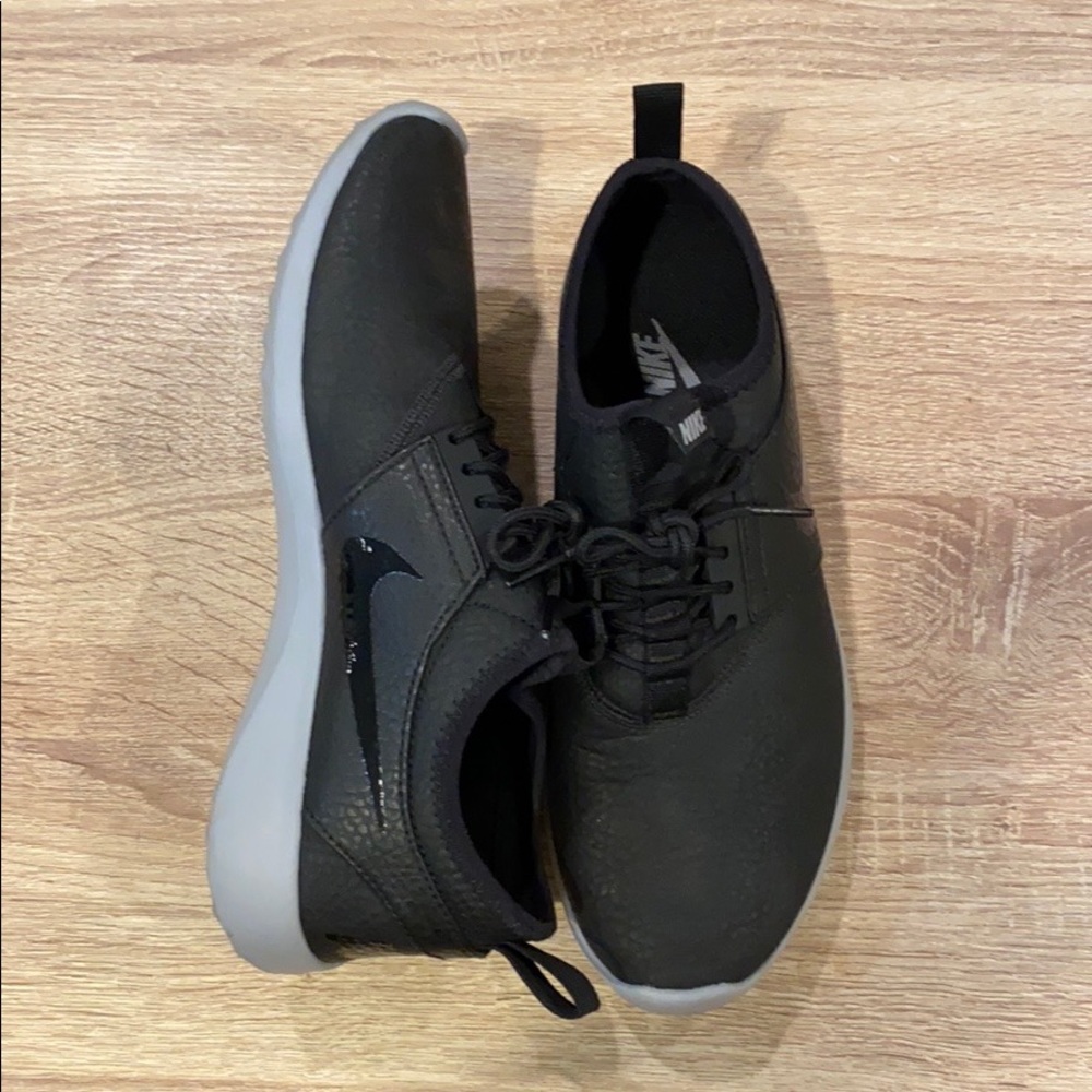 Nike Juvenate Women’s sneaker sz 10.5